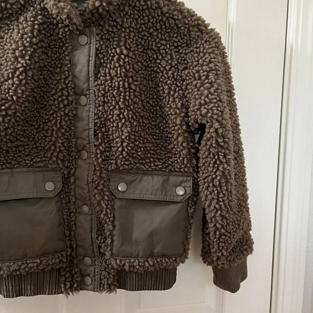 Art Class Sherpa Bomber Jacket Olive Green Snap Front Girls Size Medium 7-8